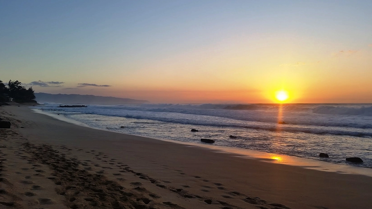 The amazing view in the evening along Sunset Beach