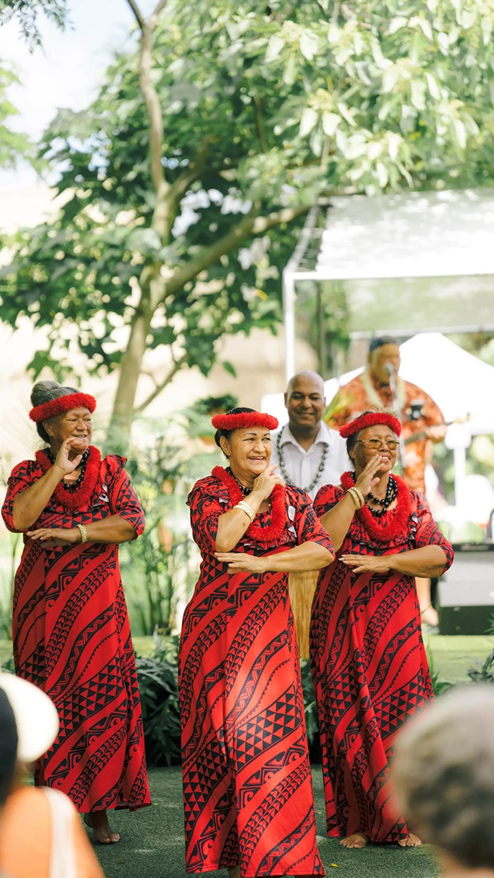 Aunty Kela Millerʻs hālau beautifully performing at the festival.