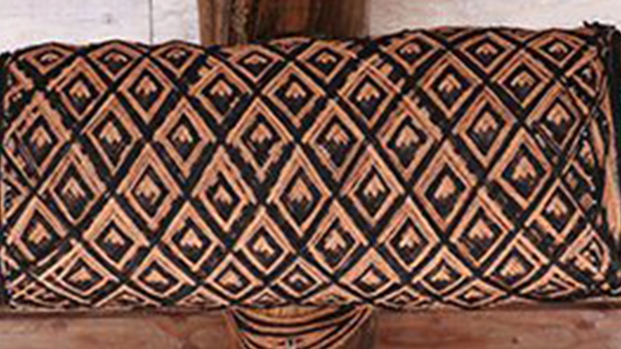 Geometric patterns made with braids and lashings.